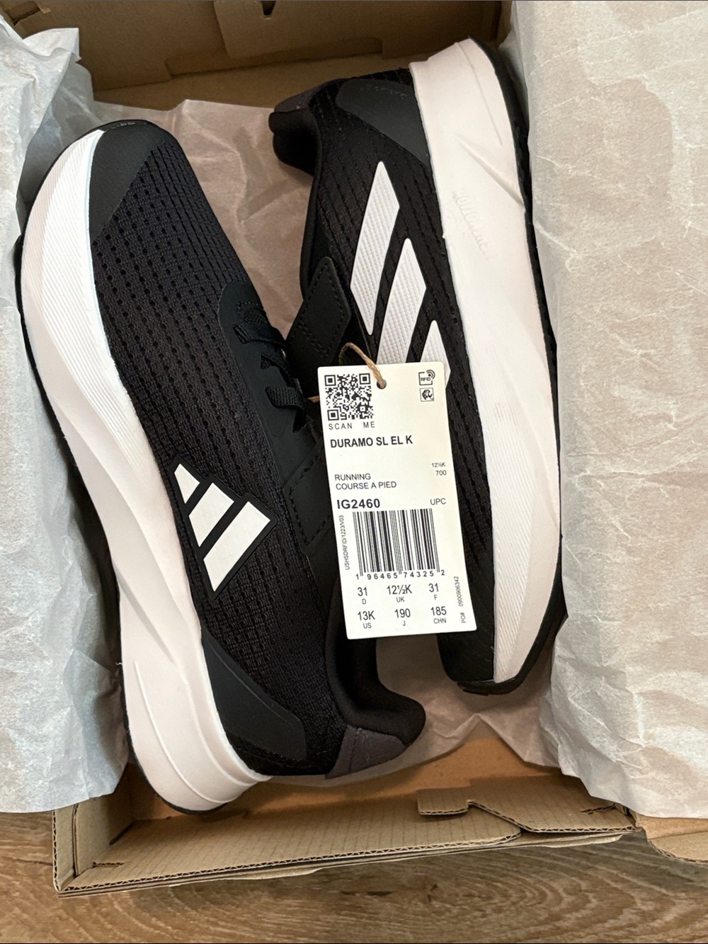 Kids sneakers